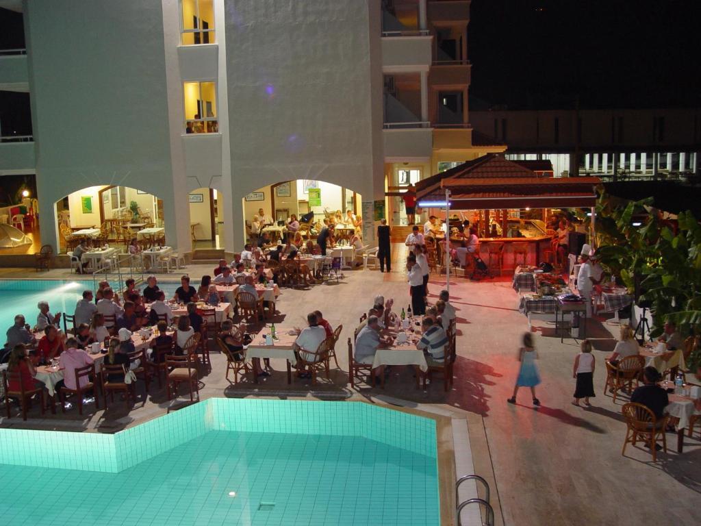 Candan Apart Marmaris Exteriör bild